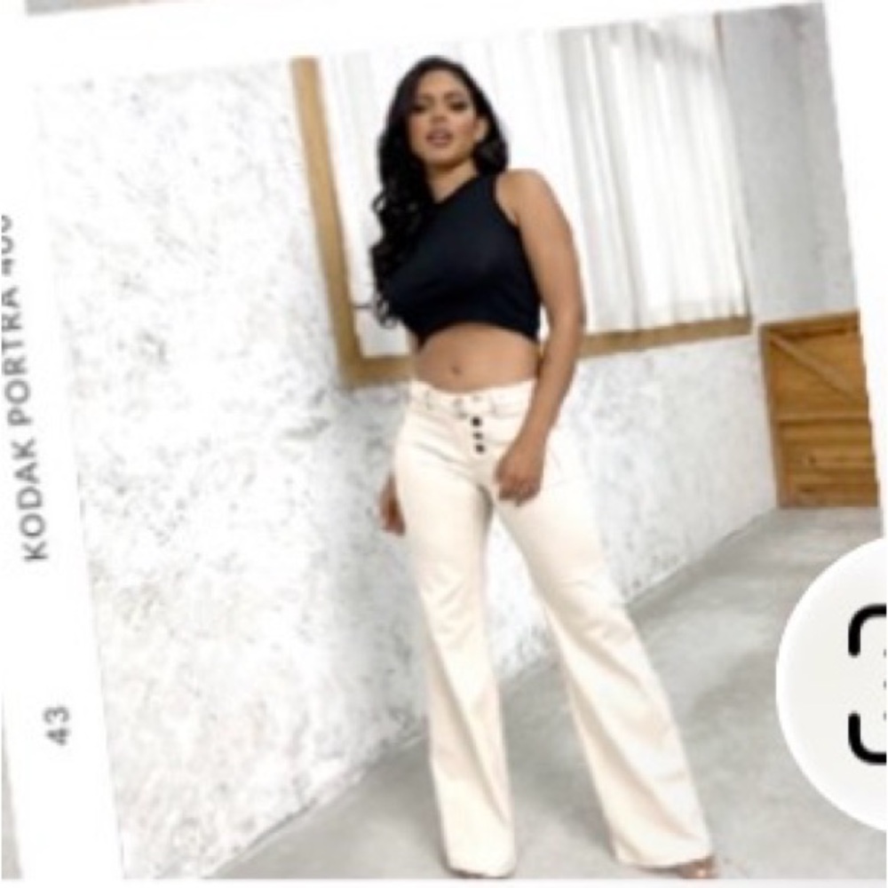 Elegant Beige Wide Leg Women's Pants - Picture 4 of 9